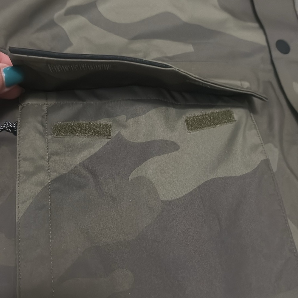 ROARK The Wolf 3-Layer Camo Print Hooded Jacket ~ NWOT - Picture 5 of 13